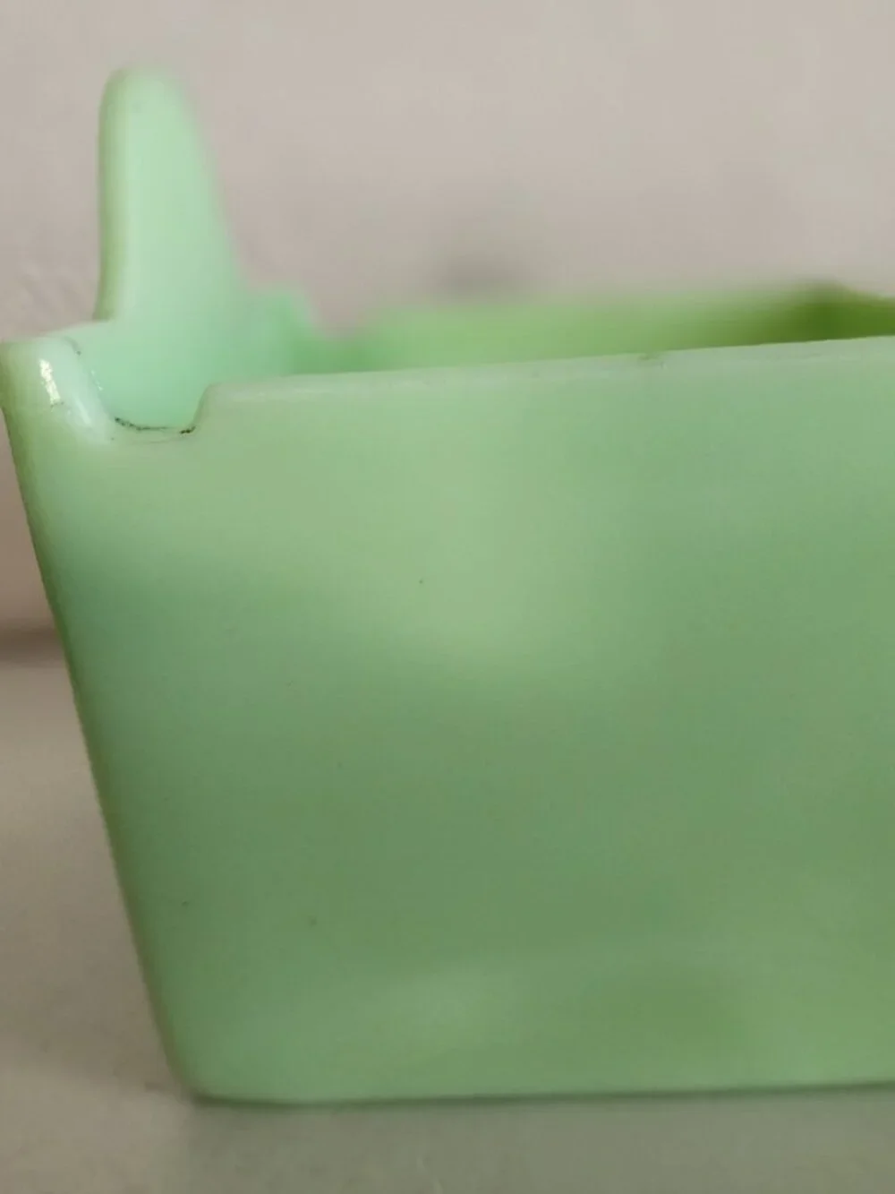 Jeannette Jadeite Jadite SALT BOX Uranium Green Glass Jade ite No Lid Very HTF